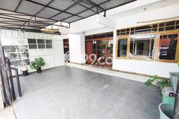 Jual Rumah Strategis Bagus Punya 4 KT di Bojongloa Kidul Bandung SHM Jual Rumah Strategis Bagus Punya 4 KT di Bojongloa Kidul Bandung SHM