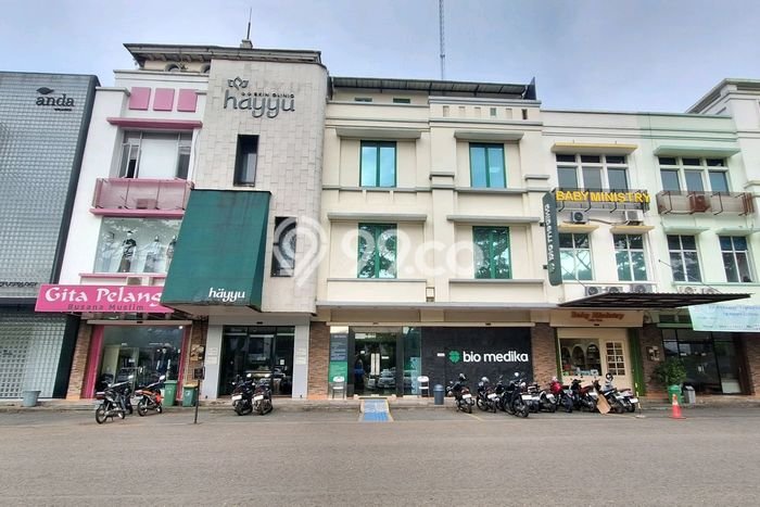 Area Ramai! Ruko Dijual di BSD untuk Bisnis Luas Bangunan 225m2 Area Ramai! Ruko Dijual di BSD untuk Bisnis Luas Bangunan 225m2