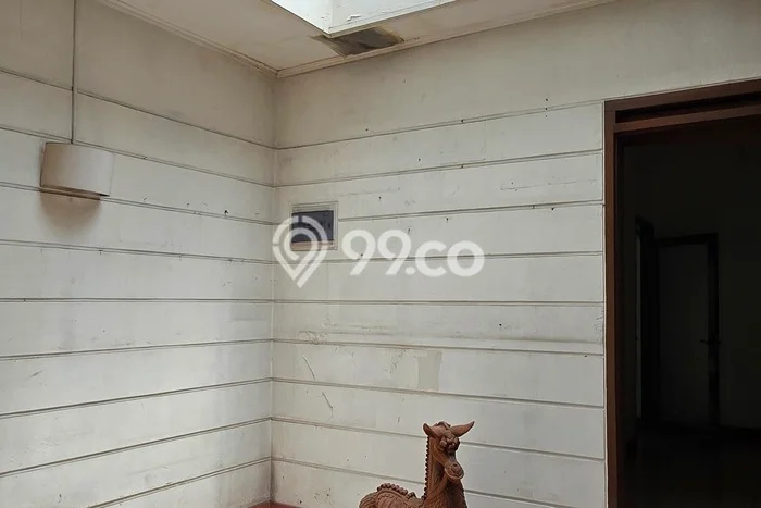 Rumah Kondisi Baik Disewakan di Setiabudi, Bandung LT 1260m2, LB 600m2 Rumah Kondisi Baik Disewakan di Setiabudi, Bandung LT 1260m2, LB 600m2