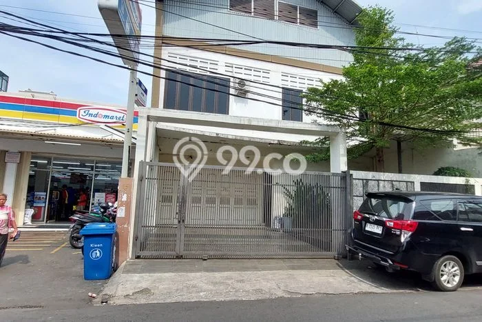 Gudang Bagus Dijual LB 300m2 Lokasi Strategis Jakarta Timur Area Cocok untuk Bisnis Gudang Bagus Dijual LB 300m2 Lokasi Strategis Jakarta Timur Area Cocok untuk Bisnis