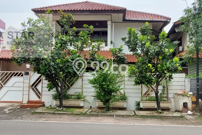 Siap Huni Hunian Elit 4 Kamar di Duren Sawit Dekat ke Mana Saja Siap Huni Hunian Elit 4 Kamar di Duren Sawit Dekat ke Mana Saja