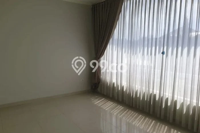 Siap Huni Rumah Mewah 5 Kamar di Antapani Dekat ke Mana Saja Siap Huni Rumah Mewah 5 Kamar di Antapani Dekat ke Mana Saja