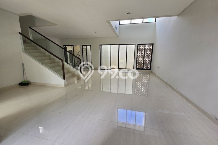 Rumah Mewah LB 253m2 Siap Huni Desain Elegan di Summarecon Bandung, Bandung Rumah Mewah LB 253m2 Siap Huni Desain Elegan di Summarecon Bandung, Bandung