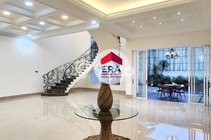 Jual Rumah Mewah Elegan Dengan View Eksklusif di Pondok Indah, Jakarta Selatan Jual Rumah Mewah Elegan Dengan View Eksklusif di Pondok Indah, Jakarta Selatan