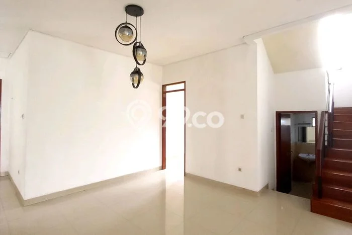 Rumah Elit Modern Tanpa Renovasi di Pondok Labu Jakarta Selatan Rumah Elit Modern Tanpa Renovasi di Pondok Labu Jakarta Selatan