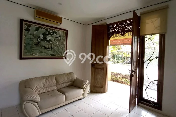 Dijual Rumah Mewah Exclusive di Ciputat Timur, Tangerang Selatan Dijual Rumah Mewah Exclusive di Ciputat Timur, Tangerang Selatan