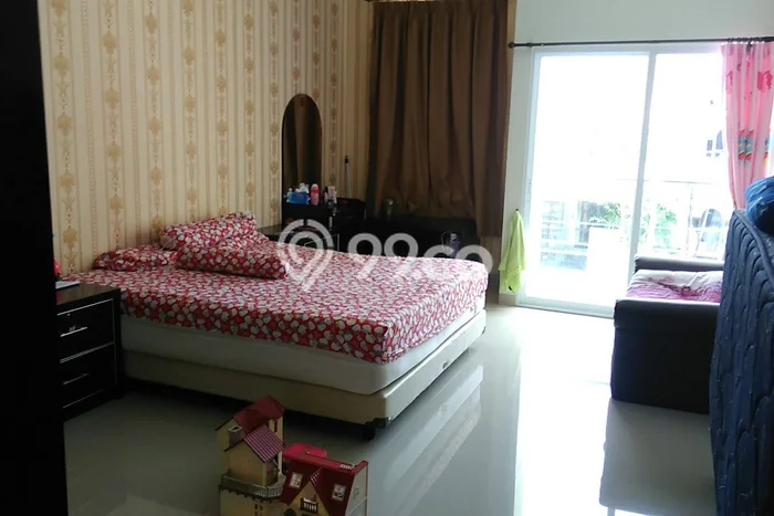 Siap Huni Rumah Mewah 4 Kamar di Kebon Jeruk Dekat ke Mana Saja Siap Huni Rumah Mewah 4 Kamar di Kebon Jeruk Dekat ke Mana Saja