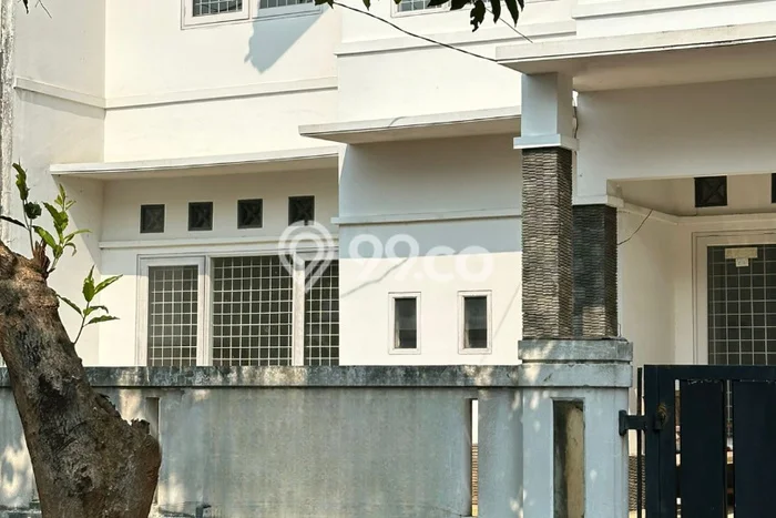 Rumah Minimalis 4 KT LT 210m2 di Kemang Pratama Rumah Minimalis 4 KT LT 210m2 di Kemang Pratama