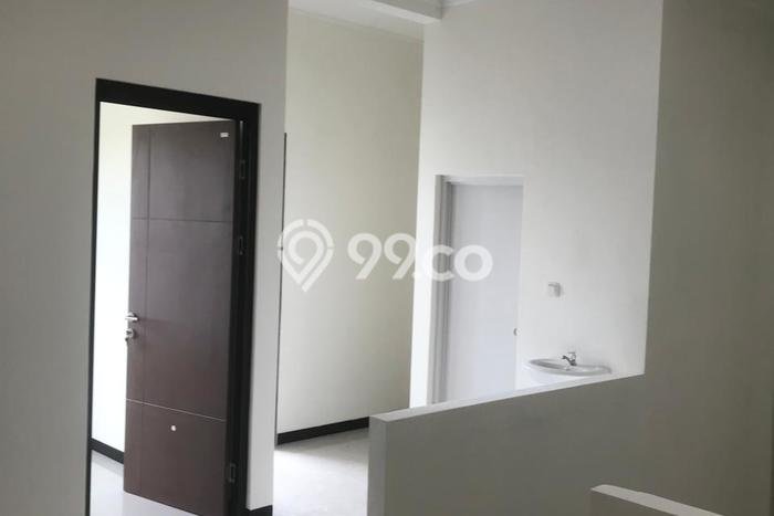 Dijual Cepat Rumah Bagus Siap Huni LB 120m2 di Sukasari, Bandung Dijual Cepat Rumah Bagus Siap Huni LB 120m2 di Sukasari, Bandung