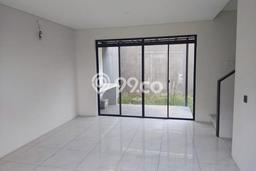 HUNIAN PREMIUM! Rumah di , 2 KM, Area Berkembang, LT 120m2m² LB 94m2m² HUNIAN PREMIUM! Rumah di , 2 KM, Area Berkembang, LT 120m2m² LB 94m2m²
