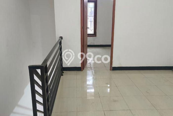 Jual Rumah Bagus Siap Huni LB 120m2 di Bojongloa Kaler, Bandung Jual Rumah Bagus Siap Huni LB 120m2 di Bojongloa Kaler, Bandung