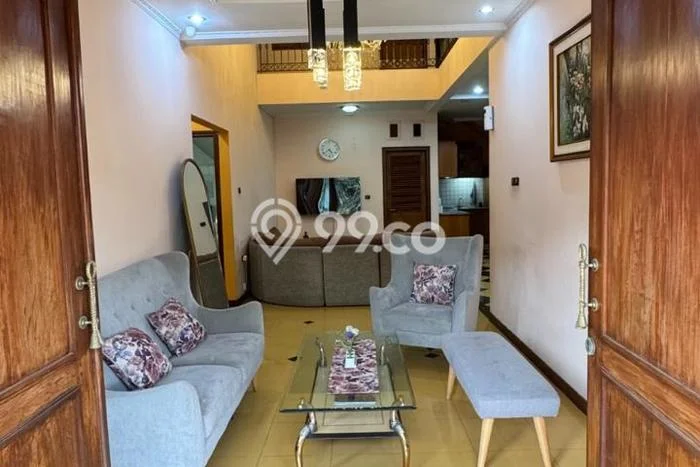 Disewakan! Rumah 3 Kamar Tidur &
3 Kamar Mandi di Buah Batu, Bandung Disewakan! Rumah 3 Kamar Tidur &
3 Kamar Mandi di Buah Batu, Bandung