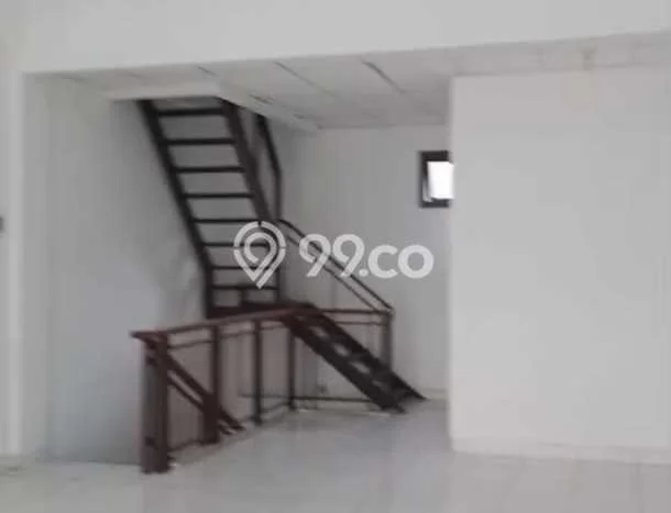 Ruko Kawasan Niaga di Mekar Wangi, Luas 160m², Siap Usaha Ruko Kawasan Niaga di Mekar Wangi, Luas 160m², Siap Usaha