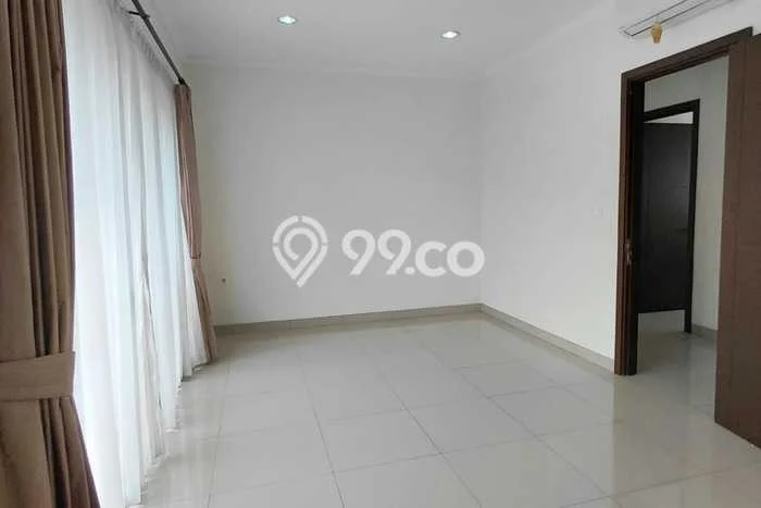 Lokasi strategis! Rumah siap pakai dikontrakkan di Gedebage LB 164m2 Lokasi strategis! Rumah siap pakai dikontrakkan di Gedebage LB 164m2