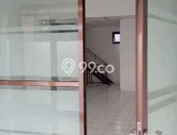 Ruko Kawasan Niaga di Mekar Wangi, Luas 160m², Siap Usaha Ruko Kawasan Niaga di Mekar Wangi, Luas 160m², Siap Usaha