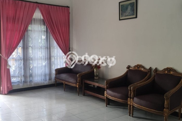 Rumah Tenang area Srondol, 1 KM, Luas 287m² Bangunan 195m² Rumah Tenang area Srondol, 1 KM, Luas 287m² Bangunan 195m²