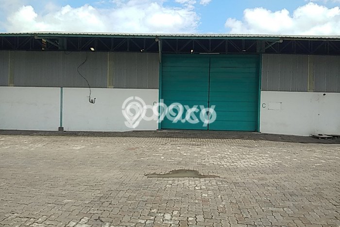 Gudang Area Bisnis Kawasan Genuk, Luas 700m², Pusat Perdagangan Gudang Area Bisnis Kawasan Genuk, Luas 700m², Pusat Perdagangan