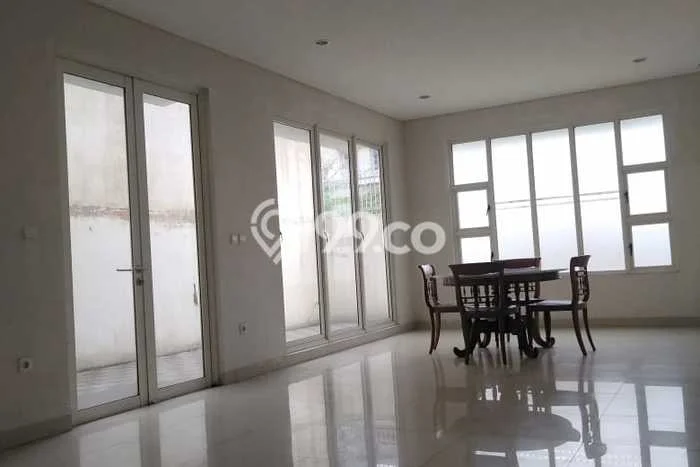 Rumah Elit Modern Siap Huni di Sentul City Bogor Rumah Elit Modern Siap Huni di Sentul City Bogor