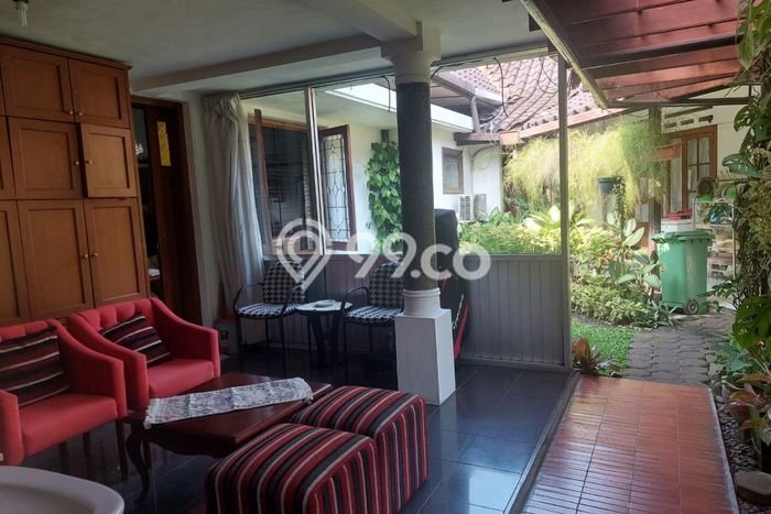 Rumah dengan Lokasi Strategis 5 KT di Coblong, Bandung Rumah dengan Lokasi Strategis 5 KT di Coblong, Bandung