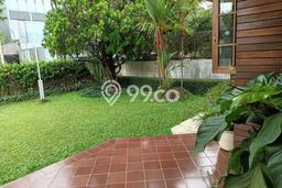 Hunian Elit LB 300m2 Siap Huni Desain Elegan di Cipaku, Bandung Hunian Elit LB 300m2 Siap Huni Desain Elegan di Cipaku, Bandung