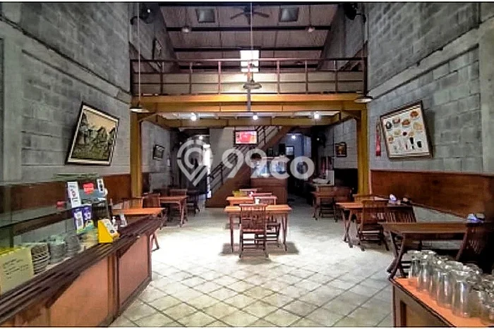 Komersial Bagus Dijual di Surya Sumantri Bandung Strategis Cocok untuk Kembangkan Bisnis Komersial Bagus Dijual di Surya Sumantri Bandung Strategis Cocok untuk Kembangkan Bisnis