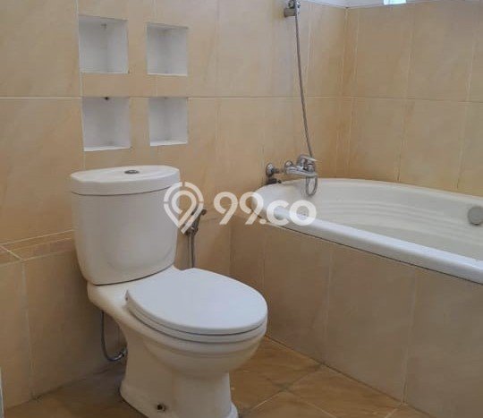 HUNIAN PILIHAN! Rumah di , LT 736m2m² LB 245m2m² HUNIAN PILIHAN! Rumah di , LT 736m2m² LB 245m2m²