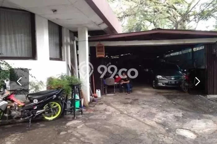 Komersial Dijual di Coblong Bandung dengan Luas Bangunan 1300m2 Komersial Dijual di Coblong Bandung dengan Luas Bangunan 1300m2