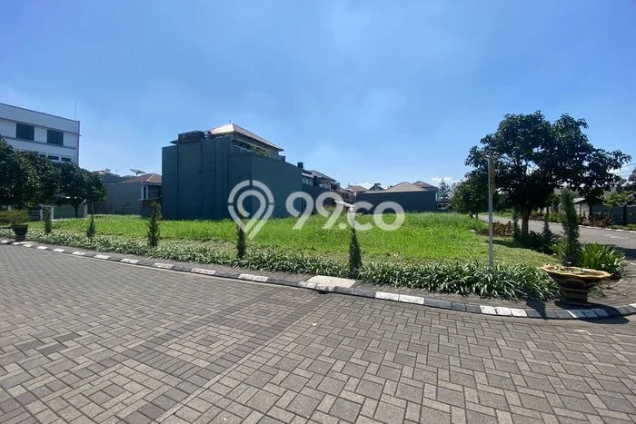 Jarang Ada! Tanah di Batununggal Punya Luas 300m2 SHM Jarang Ada! Tanah di Batununggal Punya Luas 300m2 SHM