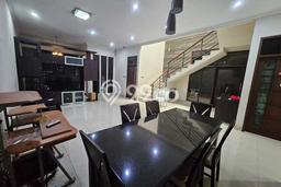 Rumah sewa siap pakai 4 KT di Singgasana, Bandung Rumah sewa siap pakai 4 KT di Singgasana, Bandung