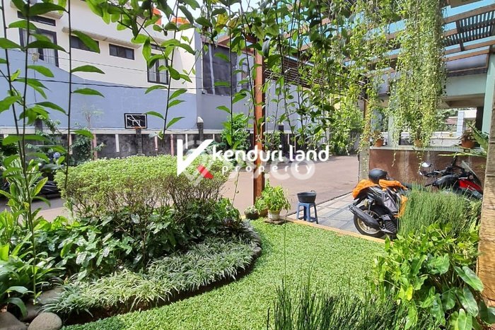 Hunian Mewah LB 275m2 Siap Pakai Desain Elegan di Pejaten, Jakarta Selatan Hunian Mewah LB 275m2 Siap Pakai Desain Elegan di Pejaten, Jakarta Selatan