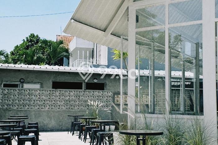 LOKASI STRATEGIS! Komersial Kawasan Turangga, Luas 250m², Akses Utama LOKASI STRATEGIS! Komersial Kawasan Turangga, Luas 250m², Akses Utama