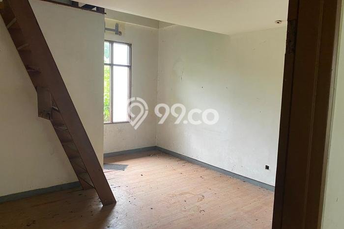 BEST OFFER! Rumah Nyaman area Sayap Dago, Luas 1158m² LB 552m² BEST OFFER! Rumah Nyaman area Sayap Dago, Luas 1158m² LB 552m²