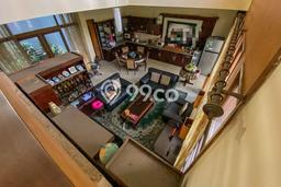 Jual Rumah Luas Elegan Dengan View Eksklusif di Buah Batu, Bandung Jual Rumah Luas Elegan Dengan View Eksklusif di Buah Batu, Bandung