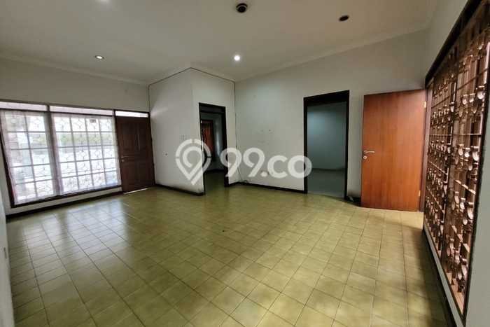 Rumah Strategis Modern Lb 130m2 di Babakan Ciparay, Bandung Rumah Strategis Modern Lb 130m2 di Babakan Ciparay, Bandung