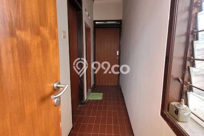 Rumah Strategis Modern Lb 130m2 di Babakan Ciparay, Bandung Rumah Strategis Modern Lb 130m2 di Babakan Ciparay, Bandung