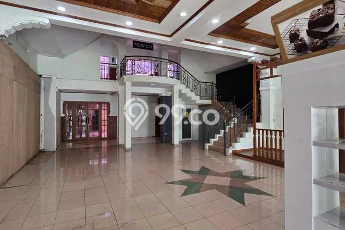 Dijual! Komersial di Riau Bandung LT 992m2 / LB 600m2 Kawasan Bisnis Dijual! Komersial di Riau Bandung LT 992m2 / LB 600m2 Kawasan Bisnis