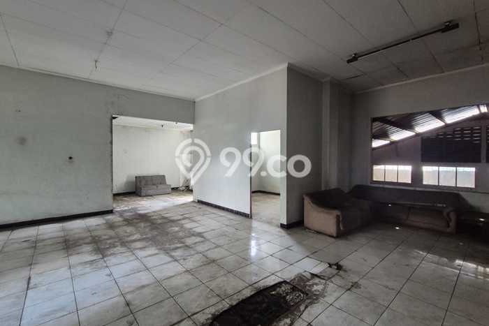 Disewakan Gudang di Kawasan Ramai Moch Toha Luas 1115m2 Disewakan Gudang di Kawasan Ramai Moch Toha Luas 1115m2