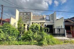 Rumah Elit Modern Siap Huni di Margorejo Surabaya Rumah Elit Modern Siap Huni di Margorejo Surabaya