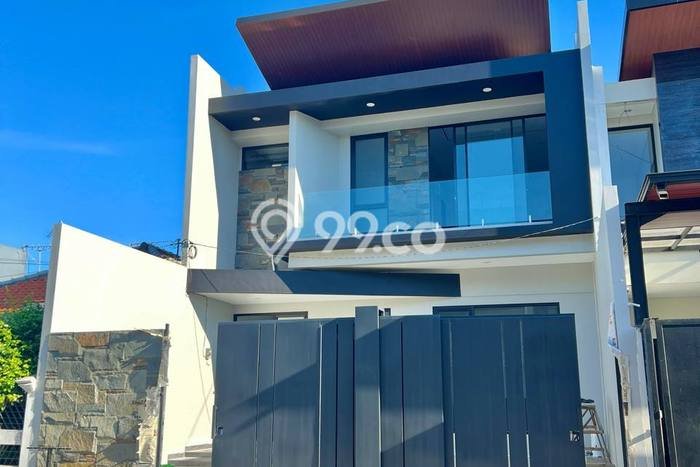 Hunian Mewah Dijual LT 176m2 di Mulyorejo, Surabaya Hunian Mewah Dijual LT 176m2 di Mulyorejo, Surabaya