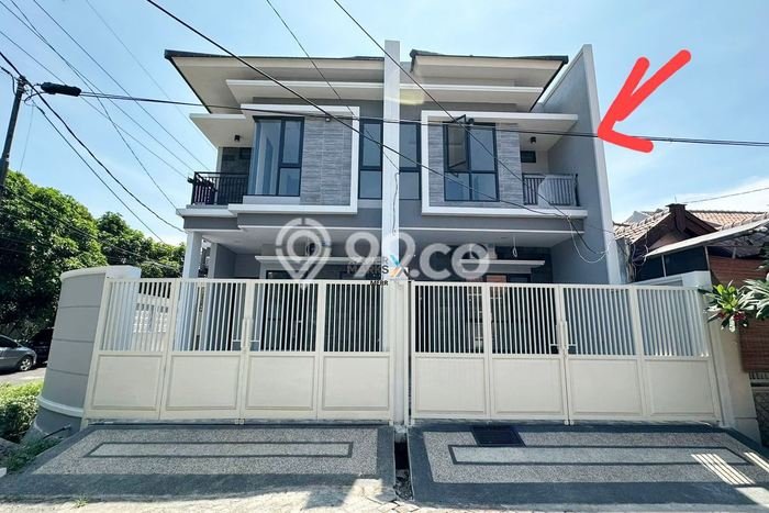 Jual Rumah Eksklusif 3 KT di Medokan Ayu, Surabaya Jual Rumah Eksklusif 3 KT di Medokan Ayu, Surabaya
