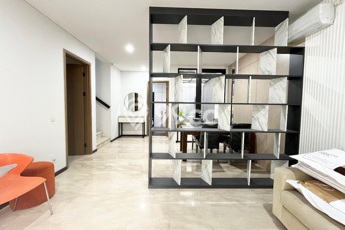 Rumah Cantik Siap Pakai Di BSD Luas 208m2 Lokasi Strategis Rumah Cantik Siap Pakai Di BSD Luas 208m2 Lokasi Strategis