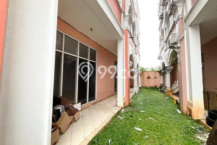 Unit Komersial Disewakan di Tangerang Area Strategis Harga Kompetitif Unit Komersial Disewakan di Tangerang Area Strategis Harga Kompetitif