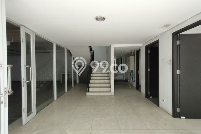 Ruko Dijual di BSD Tangerang Selatan dengan LB 637m2 Ruko Dijual di BSD Tangerang Selatan dengan LB 637m2