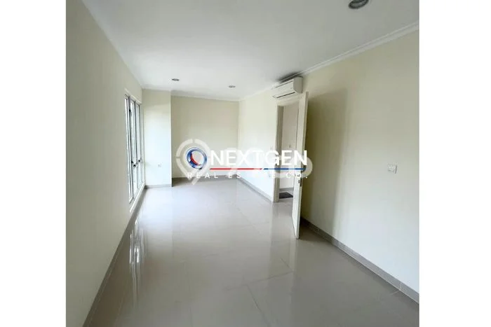 Disewakan Rumah Murah di Gading Serpong Tangerang dengan 2 Kamar Tidur Disewakan Rumah Murah di Gading Serpong Tangerang dengan 2 Kamar Tidur