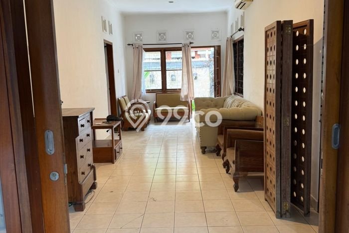 Rumah Eksklusif di Umalas, Badung, Luas 221m² LB 200m² Rumah Eksklusif di Umalas, Badung, Luas 221m² LB 200m²