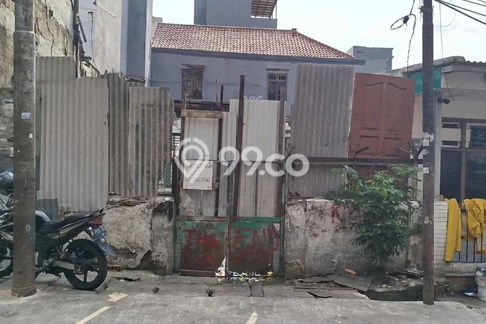 Tanah Kavling Dijual di Jakarta Barat dengan Spesifikasi 301m2 Tanah Kavling Dijual di Jakarta Barat dengan Spesifikasi 301m2