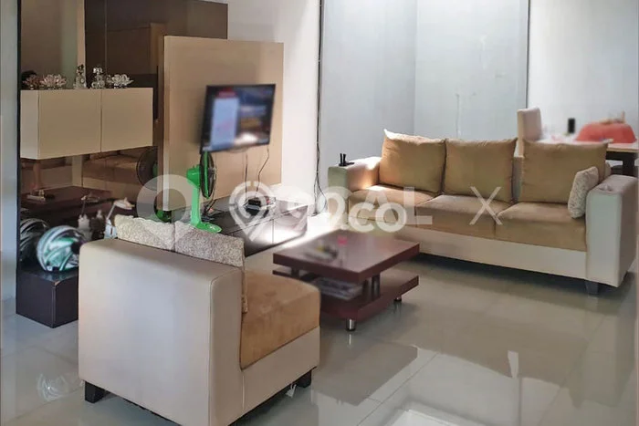 Jual Rumah Strategis Bagus Punya 3 KT di Kelapa Gading Jakarta Utara SHM Jual Rumah Strategis Bagus Punya 3 KT di Kelapa Gading Jakarta Utara SHM