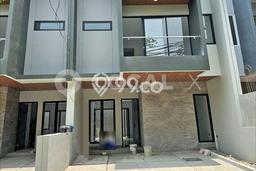 Siap Huni Hunian Elit 4 Kamar di Kelapa Gading Dekat ke Mana Pun Siap Huni Hunian Elit 4 Kamar di Kelapa Gading Dekat ke Mana Pun