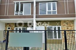 Jual Rumah Favorit Siap Huni LB 110m2 di Kelapa Gading, Jakarta Utara Jual Rumah Favorit Siap Huni LB 110m2 di Kelapa Gading, Jakarta Utara