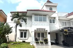 Disewakan! Rumah 3 Kamar Tidur &
3 Kamar Mandi di BSD City, Tangerang Disewakan! Rumah 3 Kamar Tidur &
3 Kamar Mandi di BSD City, Tangerang